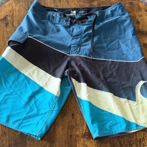 Quicksilver size 30 Stylish Blue and Black Men's Swim Board Shorts